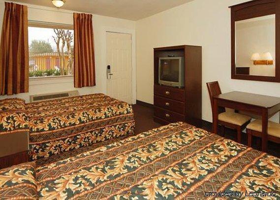 Rodeway Inn Conference Center Beaumont Kamer foto