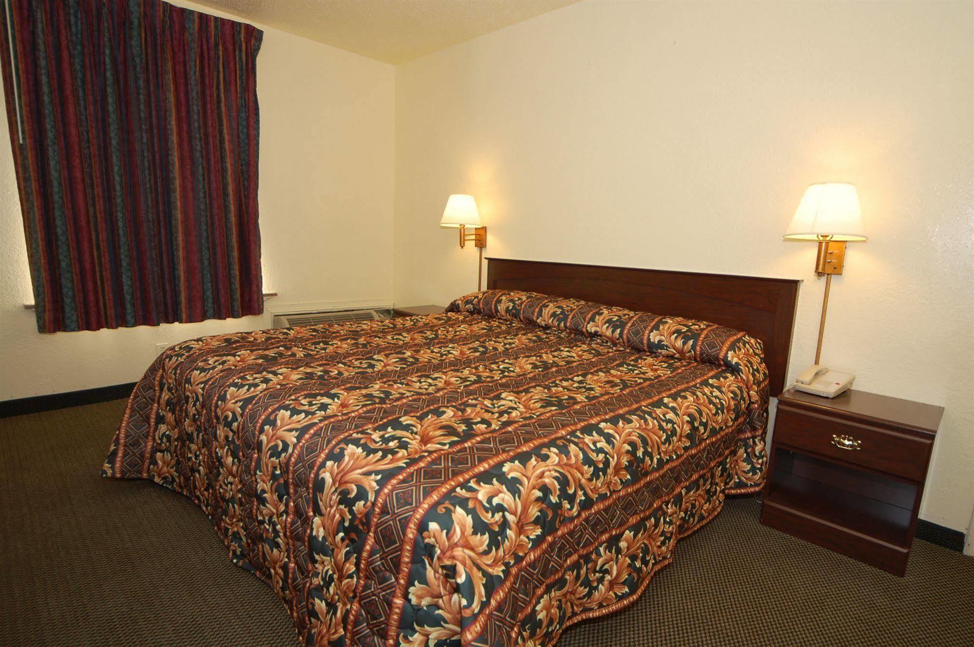 Rodeway Inn Conference Center Beaumont Buitenkant foto